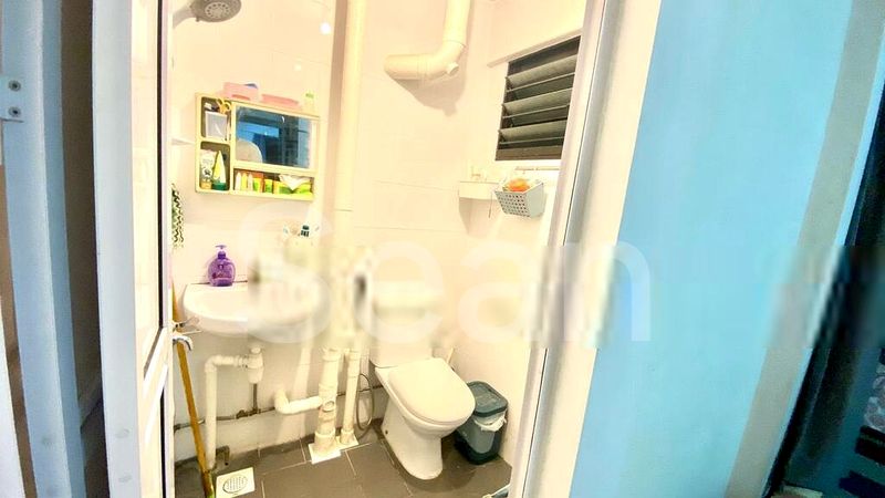 3 Room (3NG) HDB for Rent in  217 Bukit Batok Street 21 - Image 6